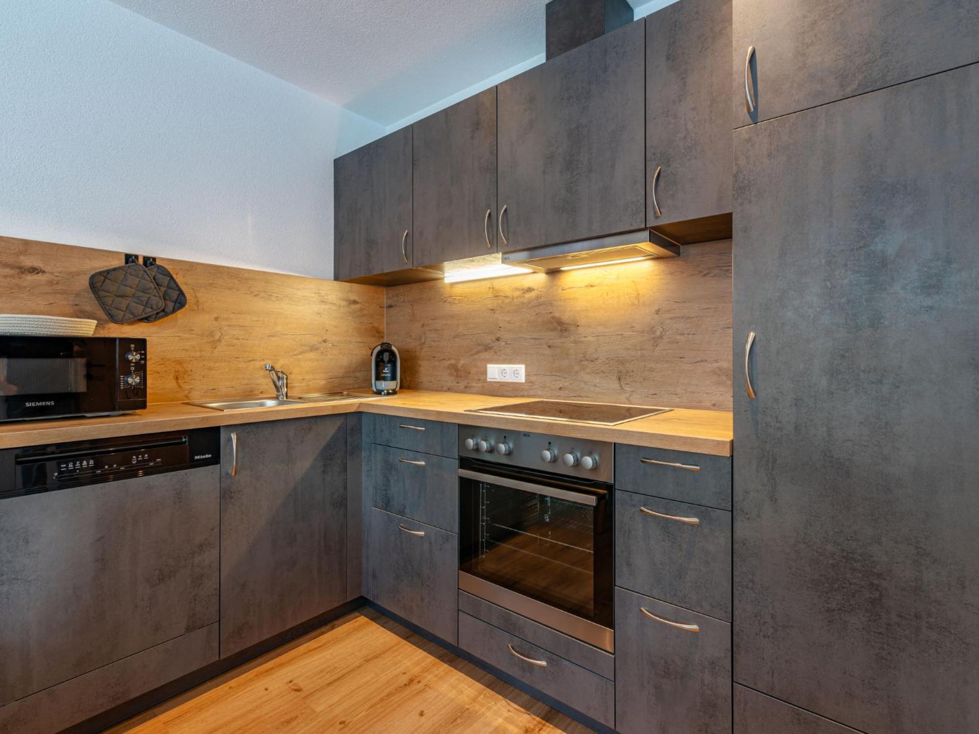 Apartment Leo-1 By Interhome Капл Екстериор снимка